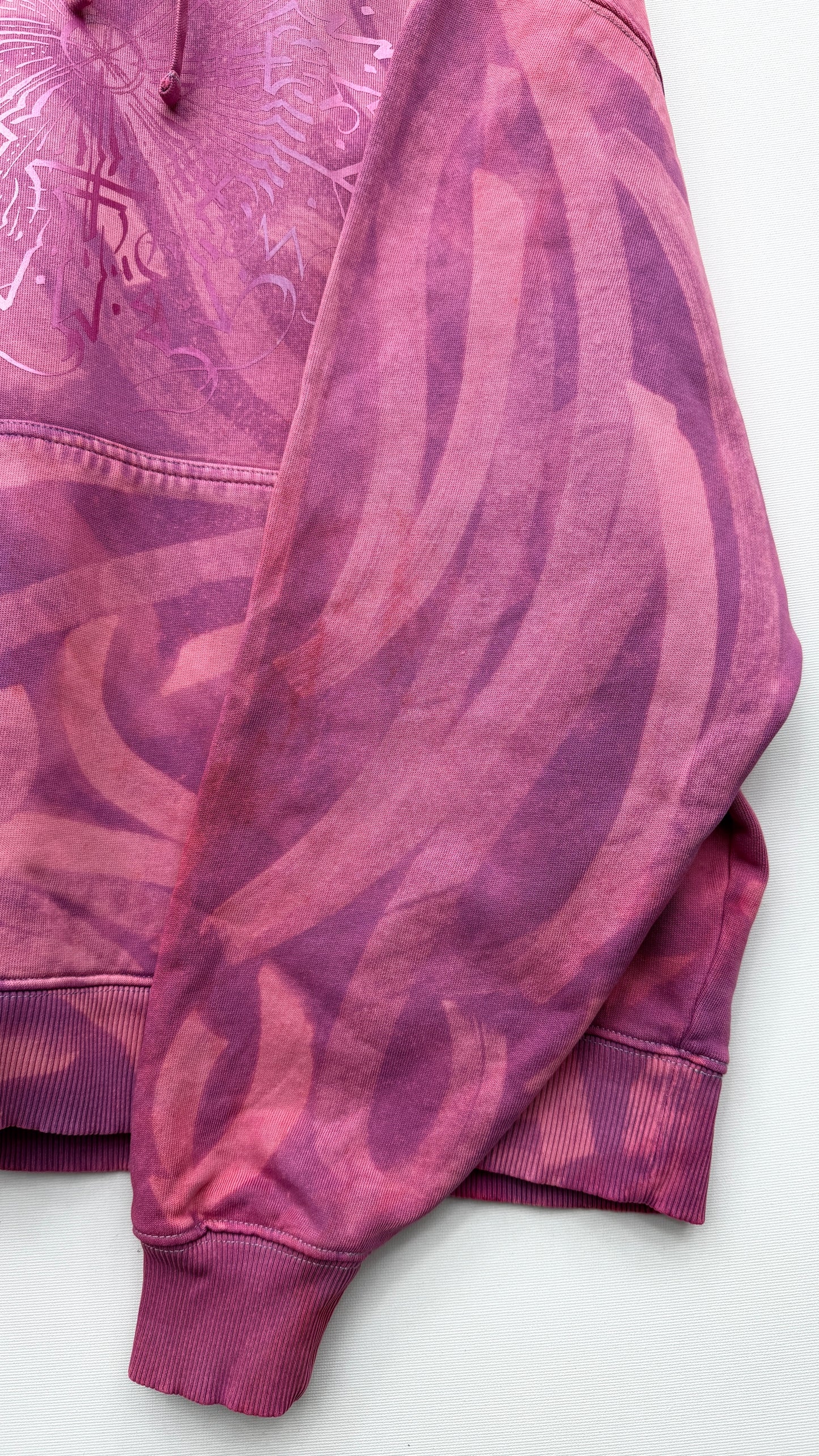 Hand-painted Viking Vegvisir hoodie, handmade streetwear from Finland | Helsinki