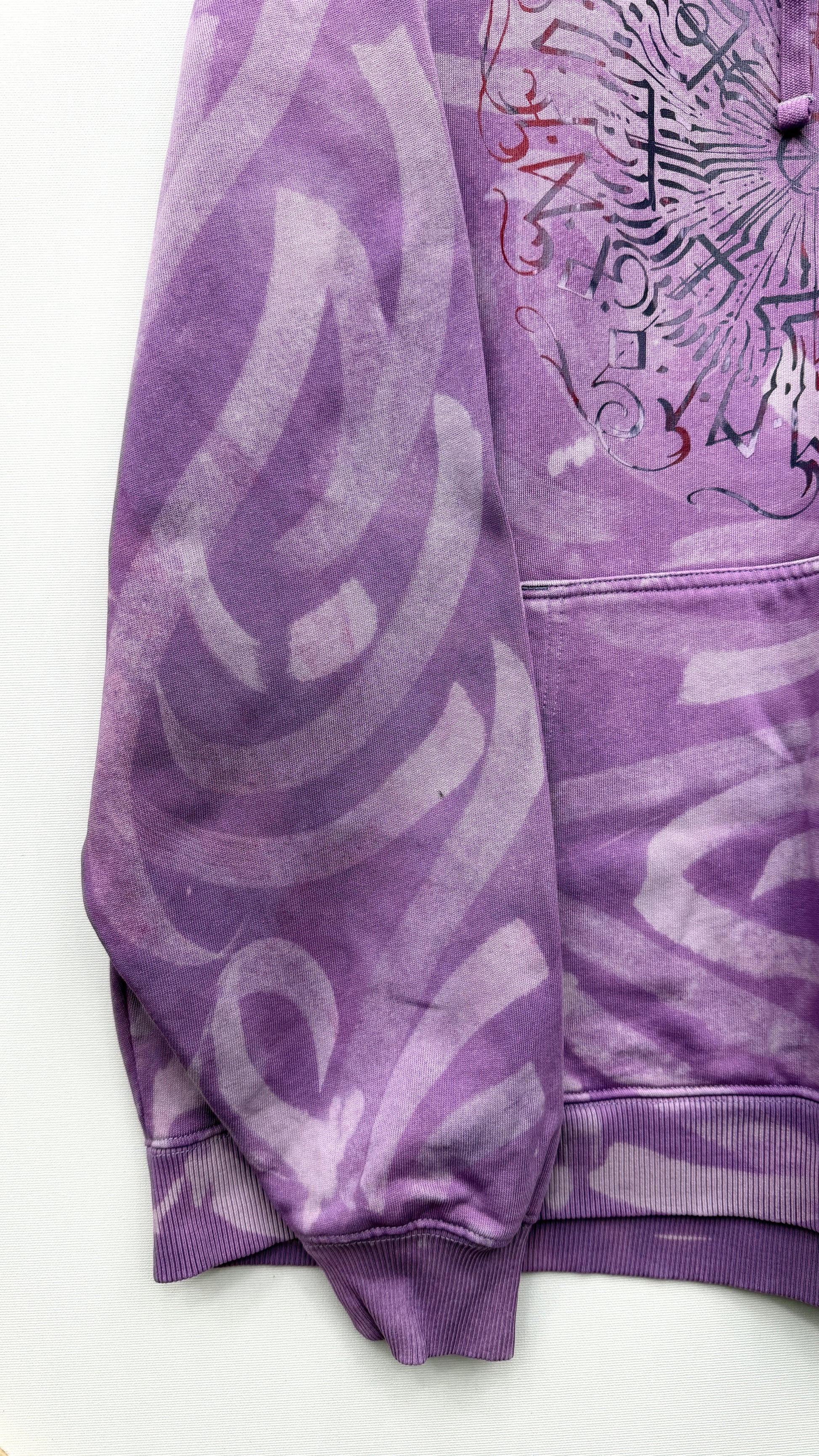 Hand-painted Viking Vegvisir hoodie, handmade streetwear from Finland | Helsinki