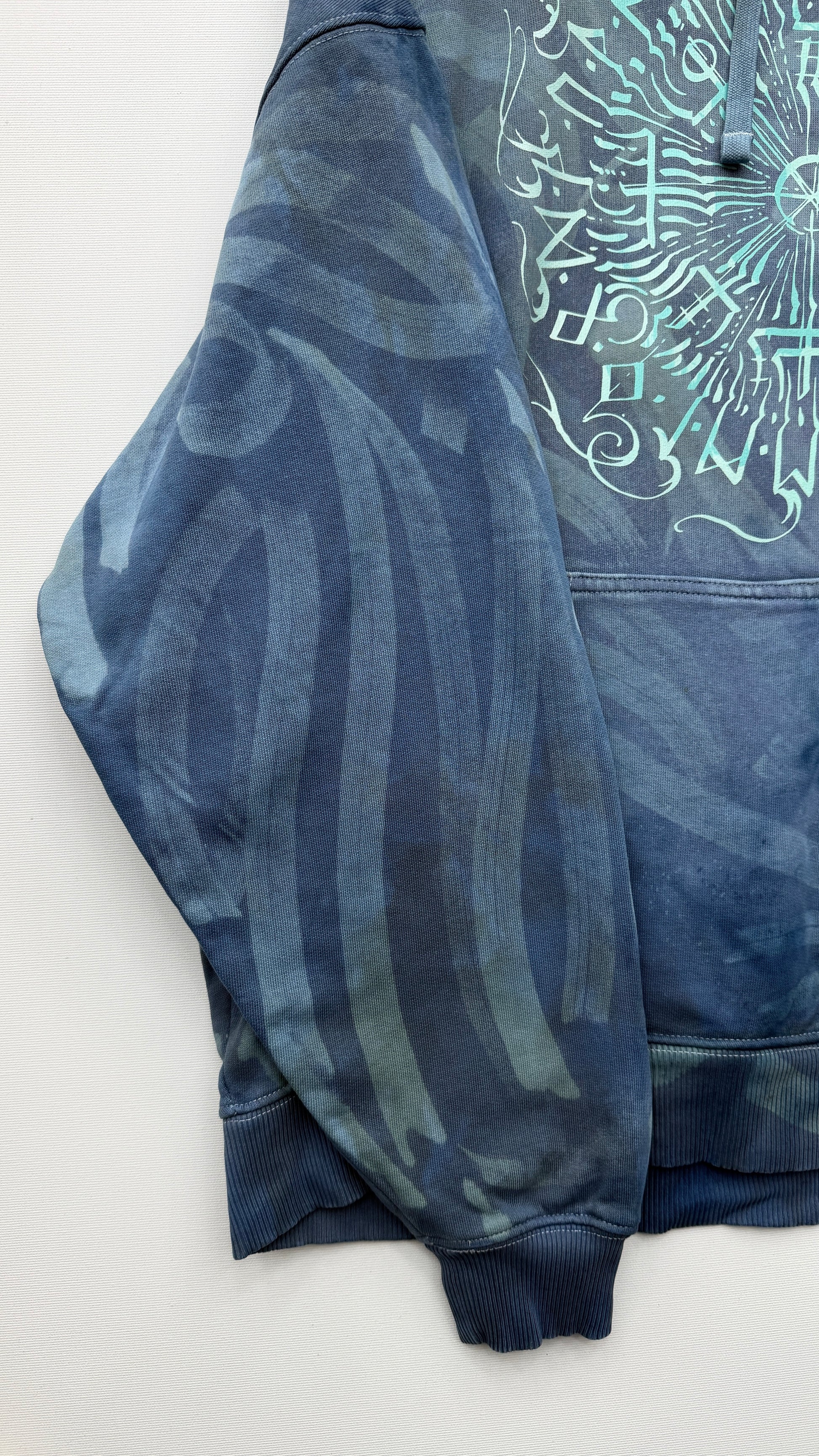 Hand-painted Viking Vegvisir hoodie, handmade streetwear from Finland | Helsinki